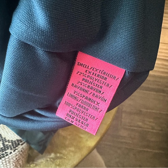 Betsey Johnson || floral cap sleeve sheath dress - Picture 8 of 8